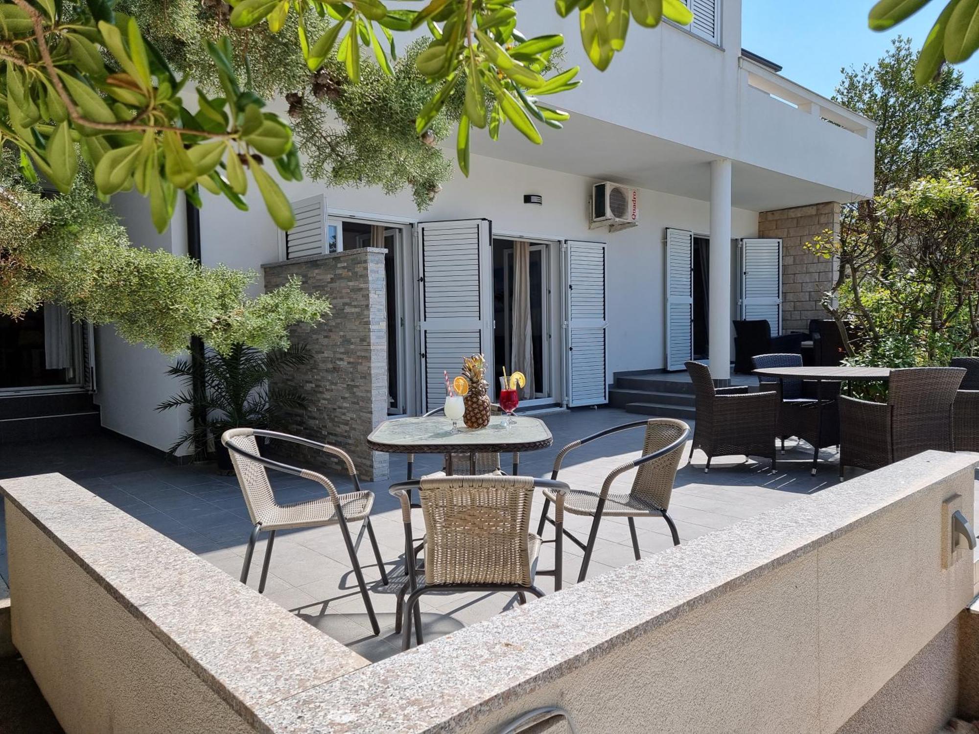 Villa Flamingo Deluxe Novalja Kamer foto
